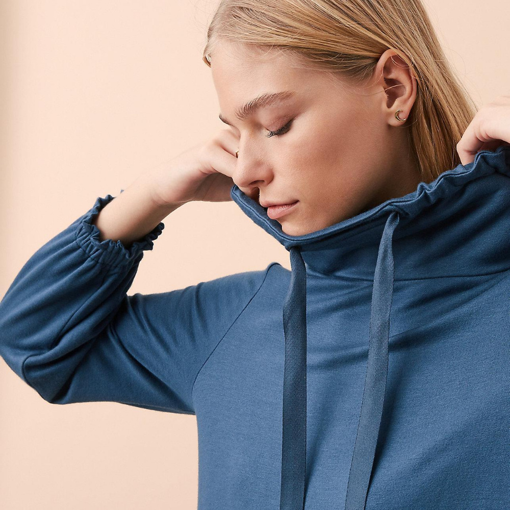 ‼️NEW‼️LOU & GREY Signaturesoft Cowlneck Top